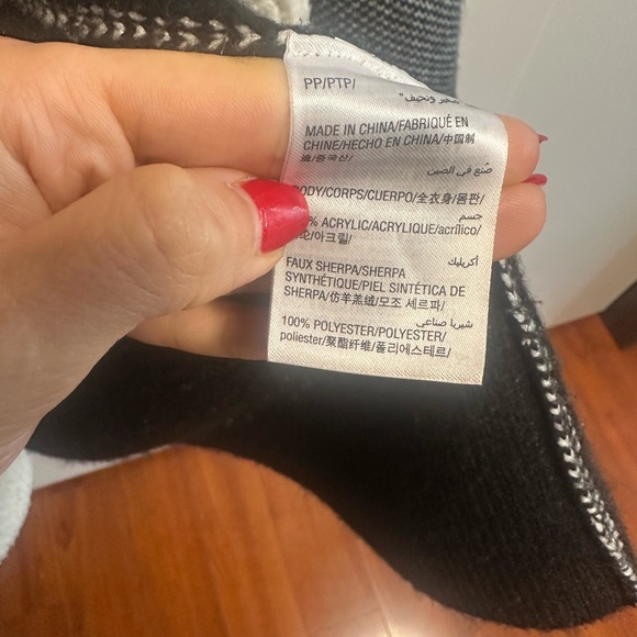 Style & Co. Black cardigan with Cream Lining - Picture 6 of 9